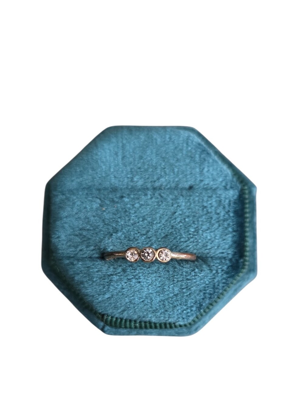 Size 6.5 Silver Toned Delicate Three-Stone Ring